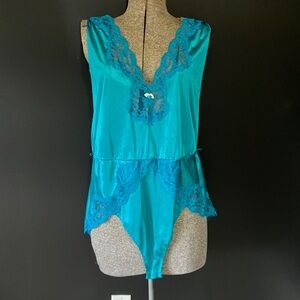 Vintage Maidenform Teal / Blue Nylon & Lace One-piece Lingerie Bodysuit Size M